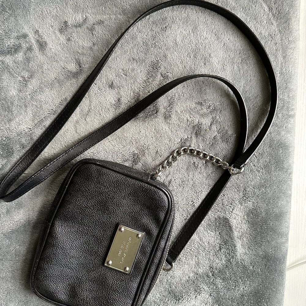 Michael Kors Black/Silver Mini Crossbody Bag
